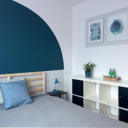 Shape&Color Premium Hostel Варшава Экстерьер фото