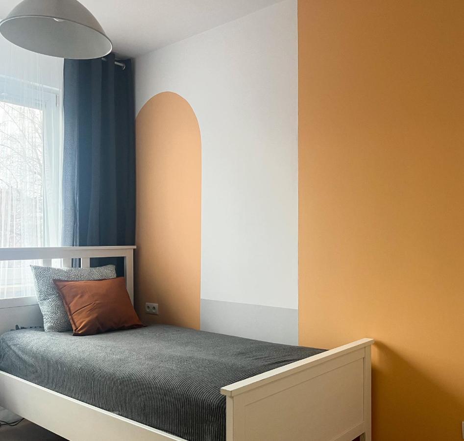 Shape&Color Premium Hostel Варшава Экстерьер фото